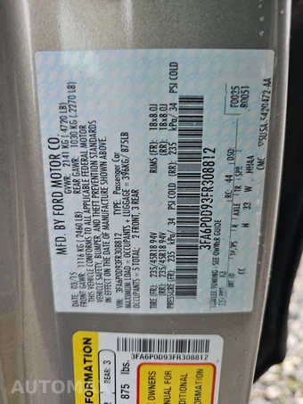 2015 Ford Fusion Titanium – miniatura 13