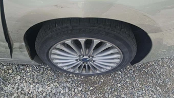 2015 Ford Fusion Titanium – miniatura 24