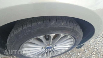 2015 Ford Fusion Titanium – miniatura 26