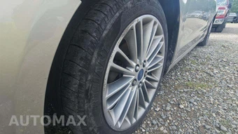 2015 Ford Fusion Titanium – miniatura 36
