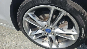 2015 Ford Fusion Titanium - miniatura 23