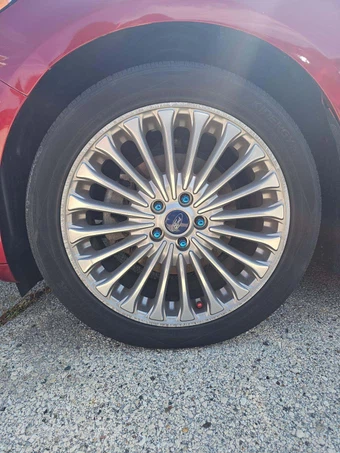 2015 Ford Fusion Titanium – miniatura 26