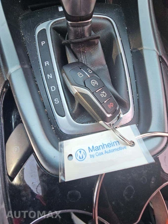 2015 Ford Fusion Titanium – miniatura 8