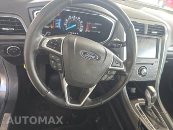 2015 Ford Fusion Titanium – miniatura 10
