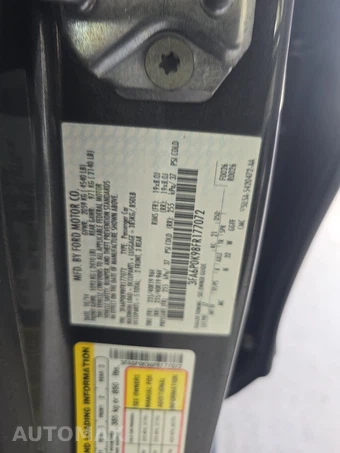 2015 Ford Fusion Titanium – miniatura 14