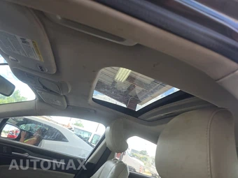 2015 Ford Fusion Titanium – miniatura 17