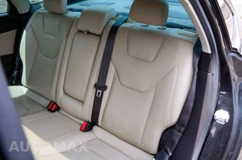 2015 Ford Fusion Titanium - miniatura 16