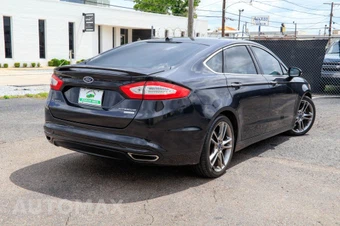 2015 Ford Fusion Titanium - miniatura 2