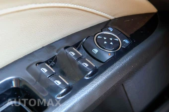 2015 Ford Fusion Titanium - miniatura 31