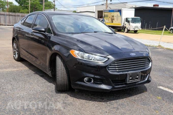 2015 Ford Fusion Titanium - miniatura 39
