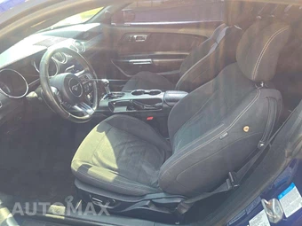 2015 Ford Mustang EcoBoost Coupe – miniatura 6