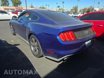 2015 Ford Mustang EcoBoost Premium Coupe - miniatura 2
