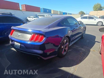 2015 Ford Mustang EcoBoost Premium Coupe - miniatura 3