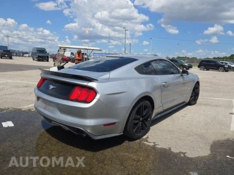 2015 Ford Mustang EcoBoost Premium Coupe - miniatura 4