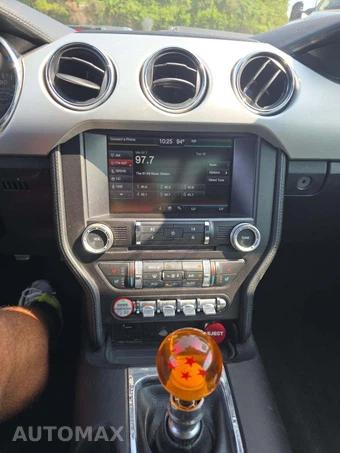 2015 Ford Mustang EcoBoost Premium Coupe – miniatura 10