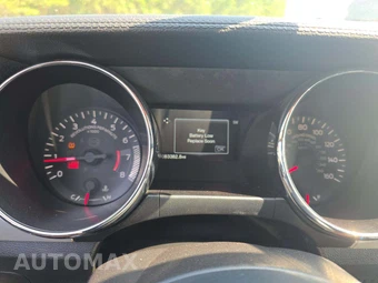 2015 Ford Mustang EcoBoost Premium Coupe – miniatura 9