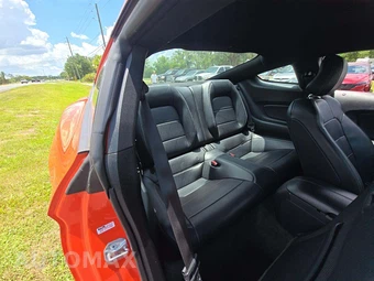 2015 Ford Mustang EcoBoost Premium Coupe – miniatura 16