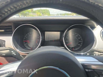 2015 Ford Mustang EcoBoost Premium Coupe – miniatura 9