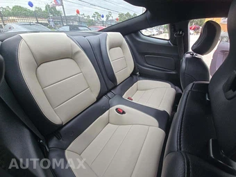 2015 Ford Mustang EcoBoost Premium Coupe - miniatura 13