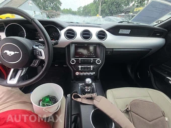 2015 Ford Mustang EcoBoost Premium Coupe - miniatura 7