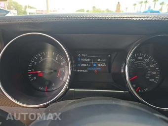 2015 Ford Mustang EcoBoost Premium Coupe - miniatura 9