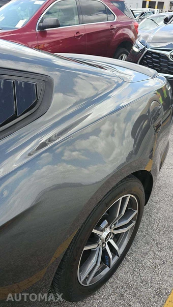 2015 Ford Mustang EcoBoost Premium Coupe - miniatura 19
