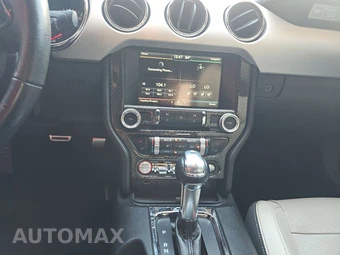 2015 Ford Mustang EcoBoost Premium Coupe – miniatura 11