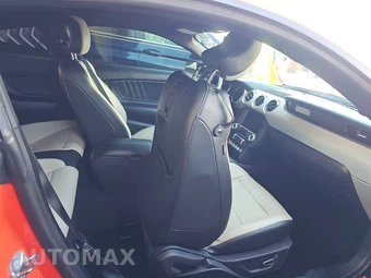 2015 Ford Mustang EcoBoost Premium Coupe – miniatura 8