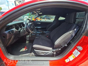 2015 Ford Mustang GT Coupe - miniatura 3