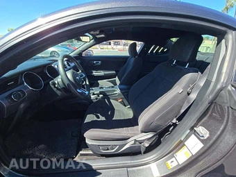 2015 Ford Mustang GT Coupe - miniatura 3