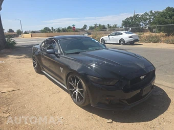 2015 Ford Mustang GT Coupe - miniatura 3