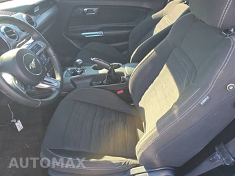 2015 Ford Mustang GT Coupe - miniatura 7