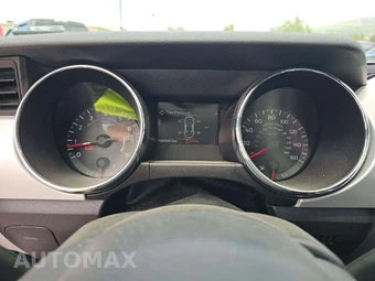 2015 Ford Mustang GT Premium Convertible – miniatura 9