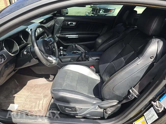 2015 Ford Mustang GT Premium Coupe - miniatura 6