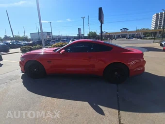 2015 Ford Mustang GT Premium Coupe – miniatura 3