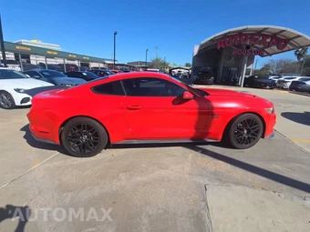 2015 Ford Mustang GT Premium Coupe – miniatura 5