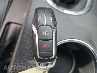 2015 Ford Mustang GT Premium Coupe - miniatura 5