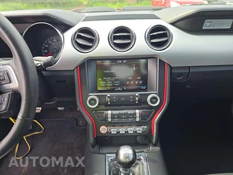 2015 Ford Mustang GT Premium Coupe - miniatura 7