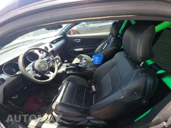2015 Ford Mustang GT Premium Coupe - miniatura 6