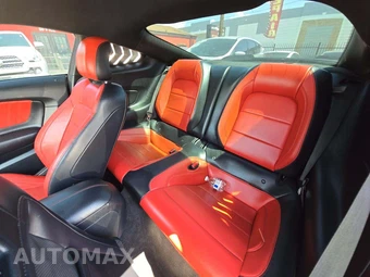 2015 Ford Mustang GT Premium Coupe - miniatura 13
