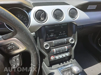 2015 Ford Mustang GT Premium Coupe - miniatura 11