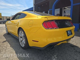 2015 Ford Mustang GT Premium Coupe - miniatura 2