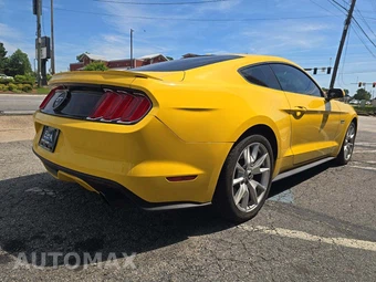 2015 Ford Mustang GT Premium Coupe - miniatura 3