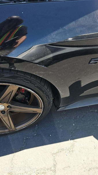 2015 Ford Mustang GT Premium Coupe - miniatura 25