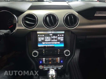2015 Ford Mustang GT Premium Coupe - miniatura 10