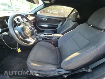2015 Ford Mustang V6 Convertible – miniatura 7