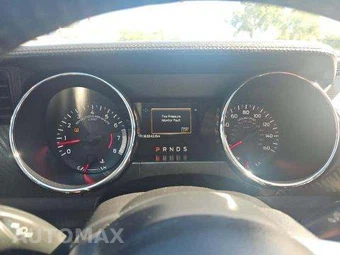 2015 Ford Mustang V6 Convertible – miniatura 10