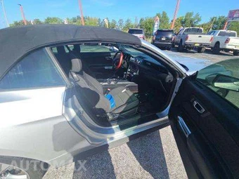 2015 Ford Mustang V6 Convertible – miniatura 19