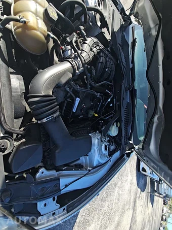 2015 Ford Mustang V6 Convertible – miniatura 31