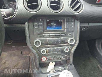 2015 Ford Mustang V6 Coupe - miniatura 10